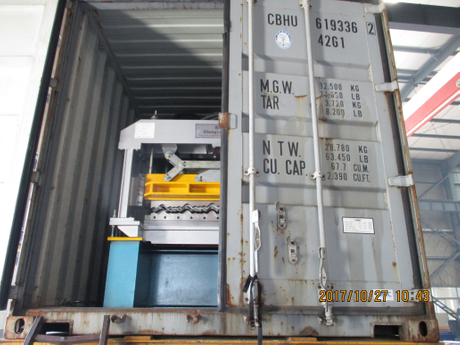 Step tile roll forming machine to Nigeria date 10.27 -1.JPG