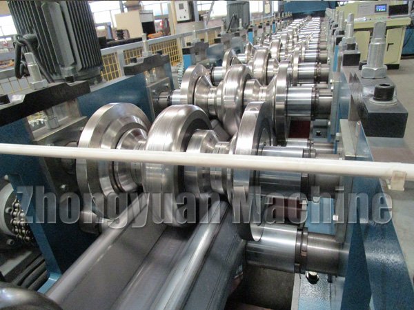 Highway-guardrail-roll-Forming-Machine