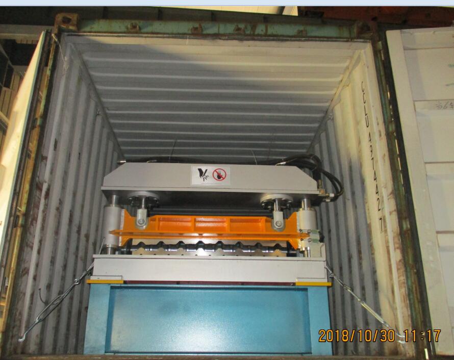 Delivery Of High Speed R101 Lamina Roof Panel Roll Forming Machine To Mexico On December 30,2018