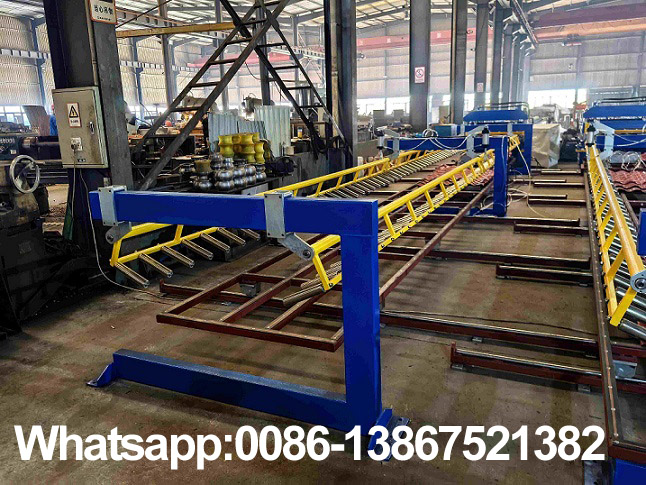 Zhongyuan glazed roofing tile roll forming machine