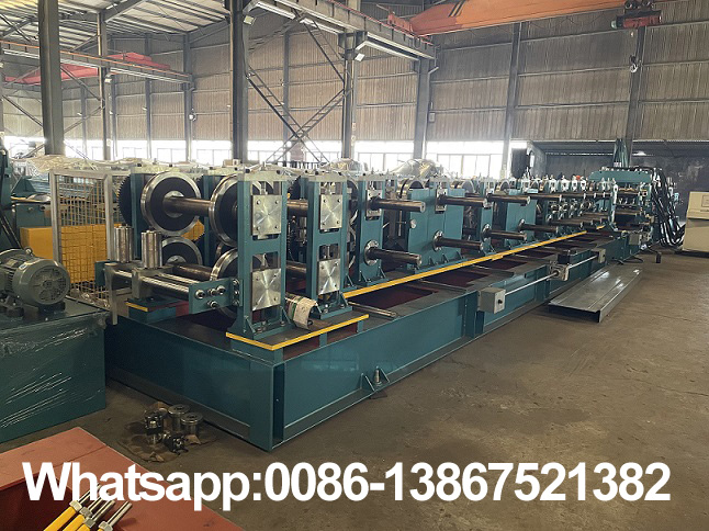 Zhongyuan auto cz purlin roll forming machine