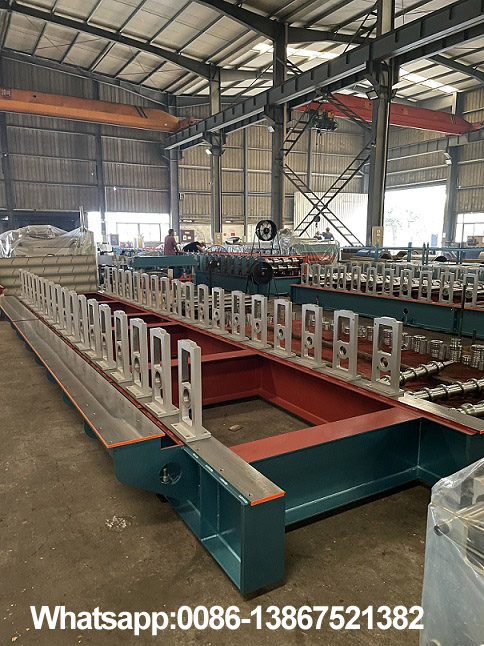 Zhongyuan aluminum roof tile roll forming machine