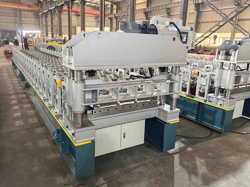 metal roof forming machine.webp