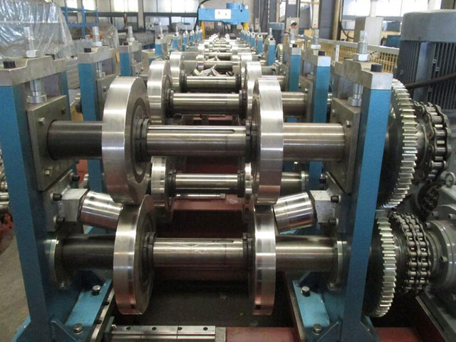 Purlin-Roll-Forming-Machine-5