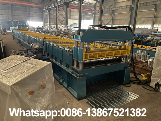 Zhongyuan door panel roll forming machine (3)