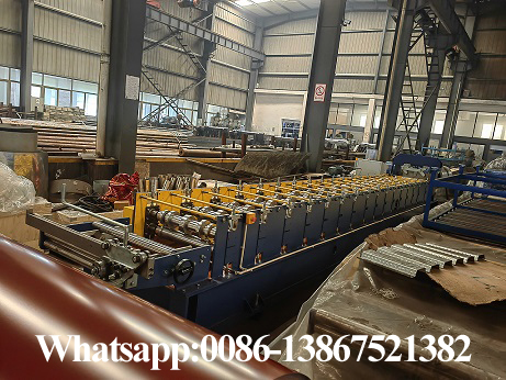 Zhongyuan high quality standing seam roof machine