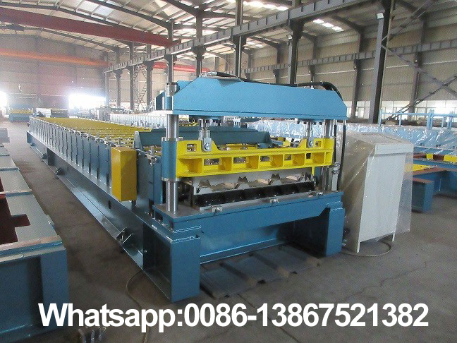 Zhongyuan roof panel roll forming machine