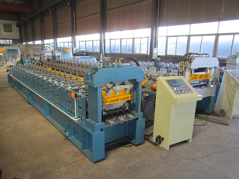 6-Standing-seam-roof-panel-machine