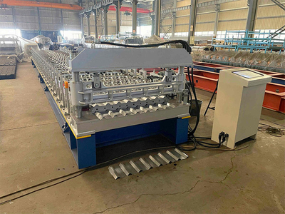 Hydraulic-Cutting-Roof-Sheet-Roll-Forming-Machine4