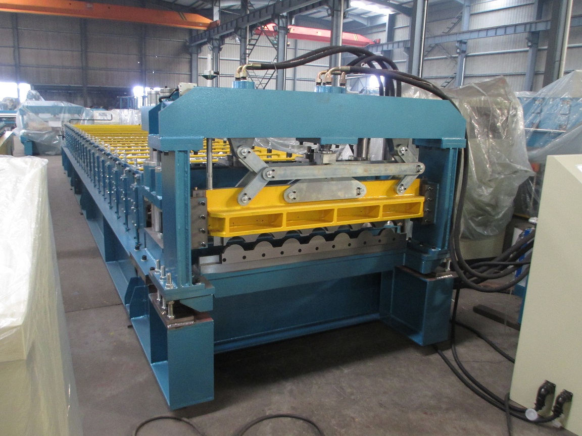zhongyuan metrocopo steel forming machine