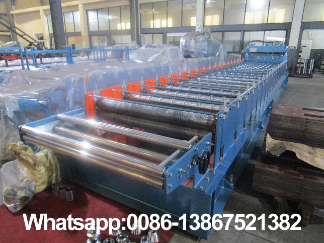Zhongyuan tile roll forming machine