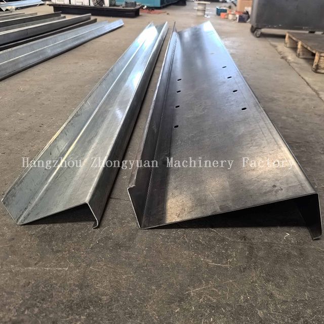 Zhongyuan 100H CZ Purlin Roll Forming Machine