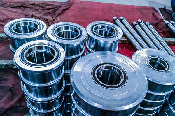 Rollers-With-Bearings-Inside-2