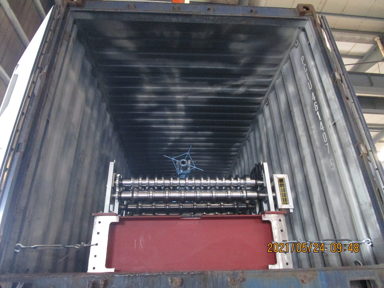 Delivery of Zhongyuan sheet profiling machine with flying cutting On May 25,2021 To Mexico