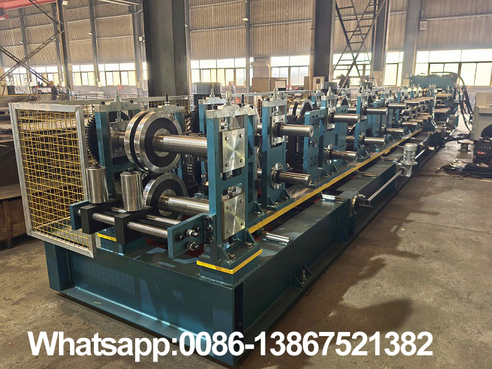 Zhongyuan cz purlin roll former