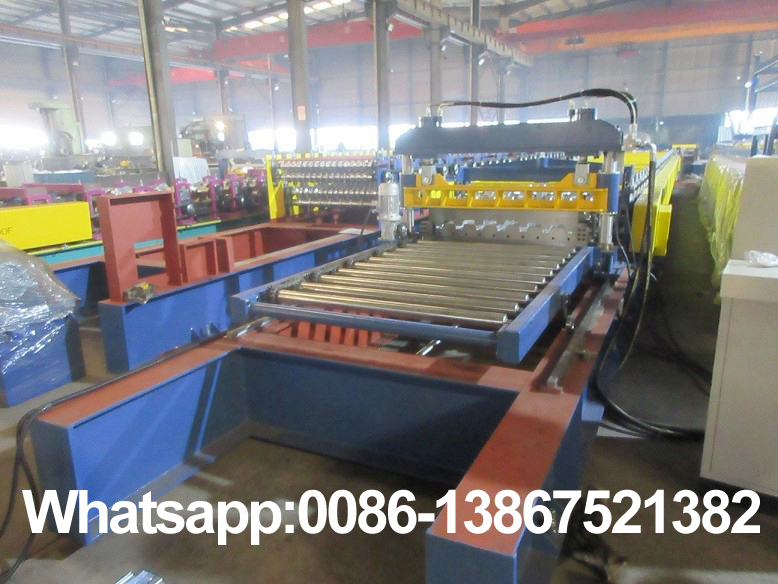 Zhongyuan steel decking making machine