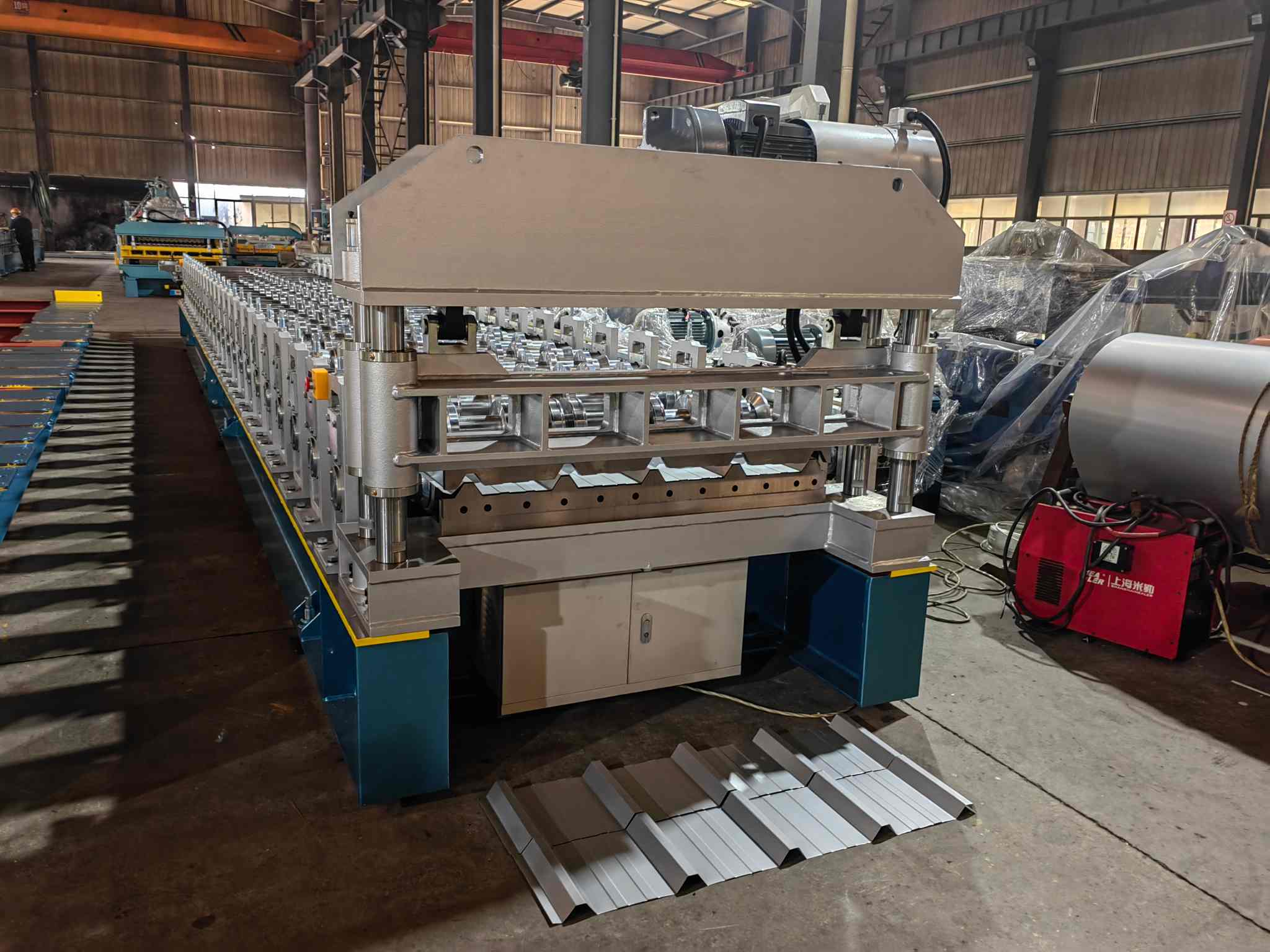 Roof Roll Forming Machine