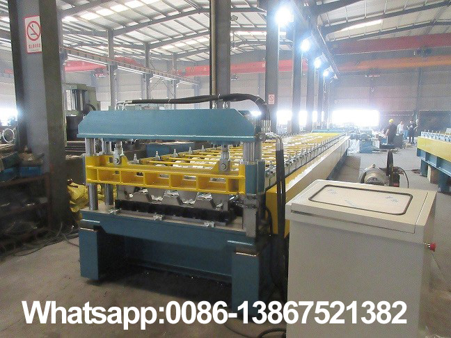 Zhongyuan steel deck roll forming machine