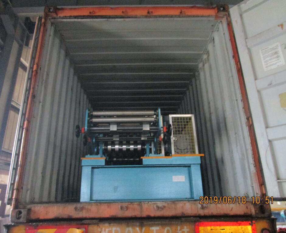 Delivery of automatic CZ purlin roll forming machine to USA on June 18,2019