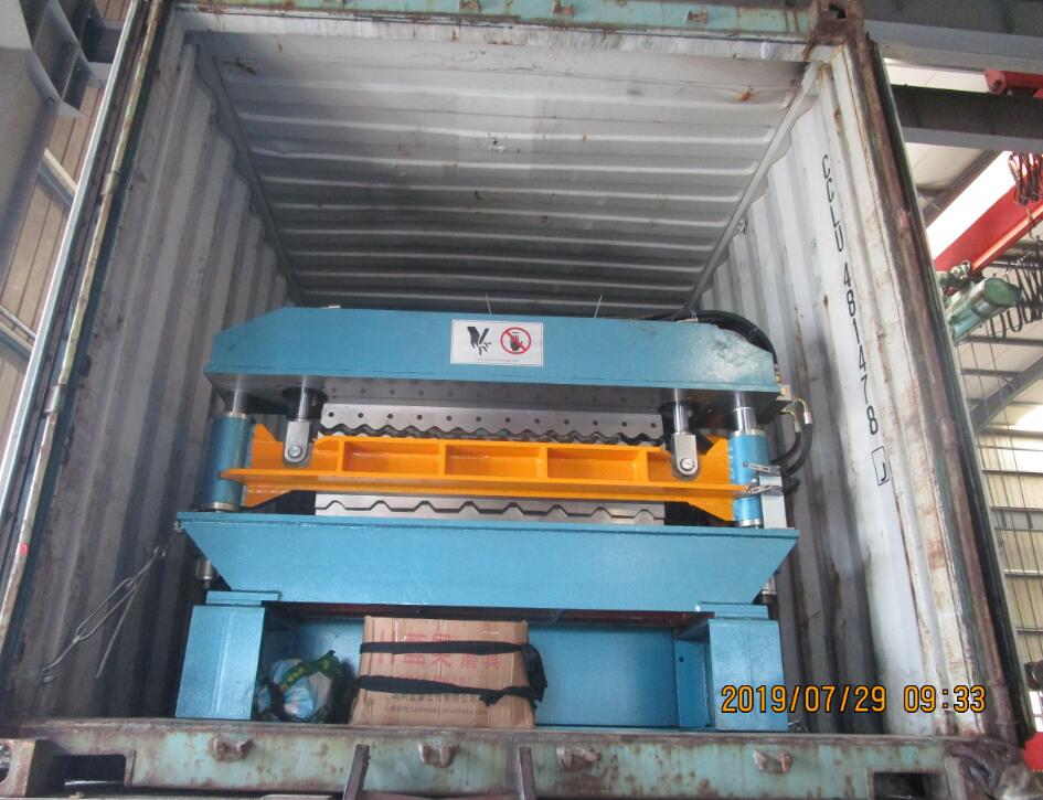 Delivery of Zhongyuan Double layer roll forming machine 07.29
